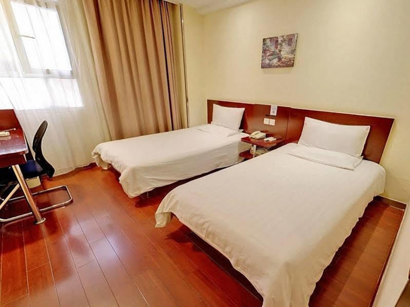 Hanting Hotel Shanghai Hongkou Football Stadium Екстер'єр фото