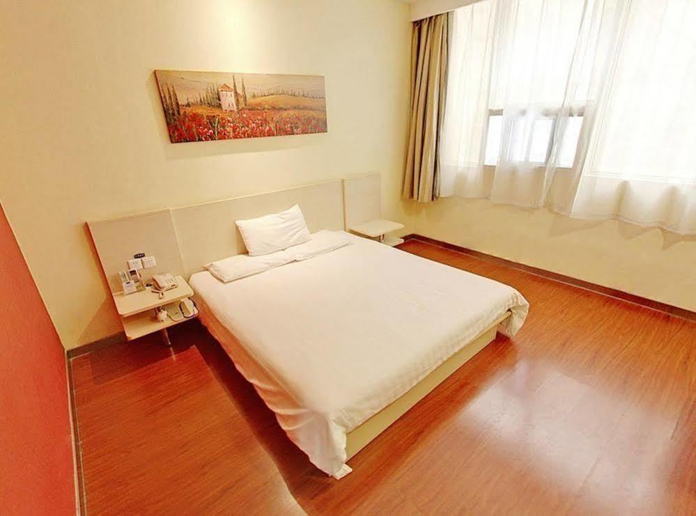 Hanting Hotel Shanghai Hongkou Football Stadium Екстер'єр фото