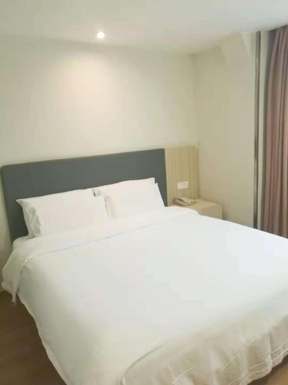 Hanting Hotel Shanghai Hongkou Football Stadium Екстер'єр фото