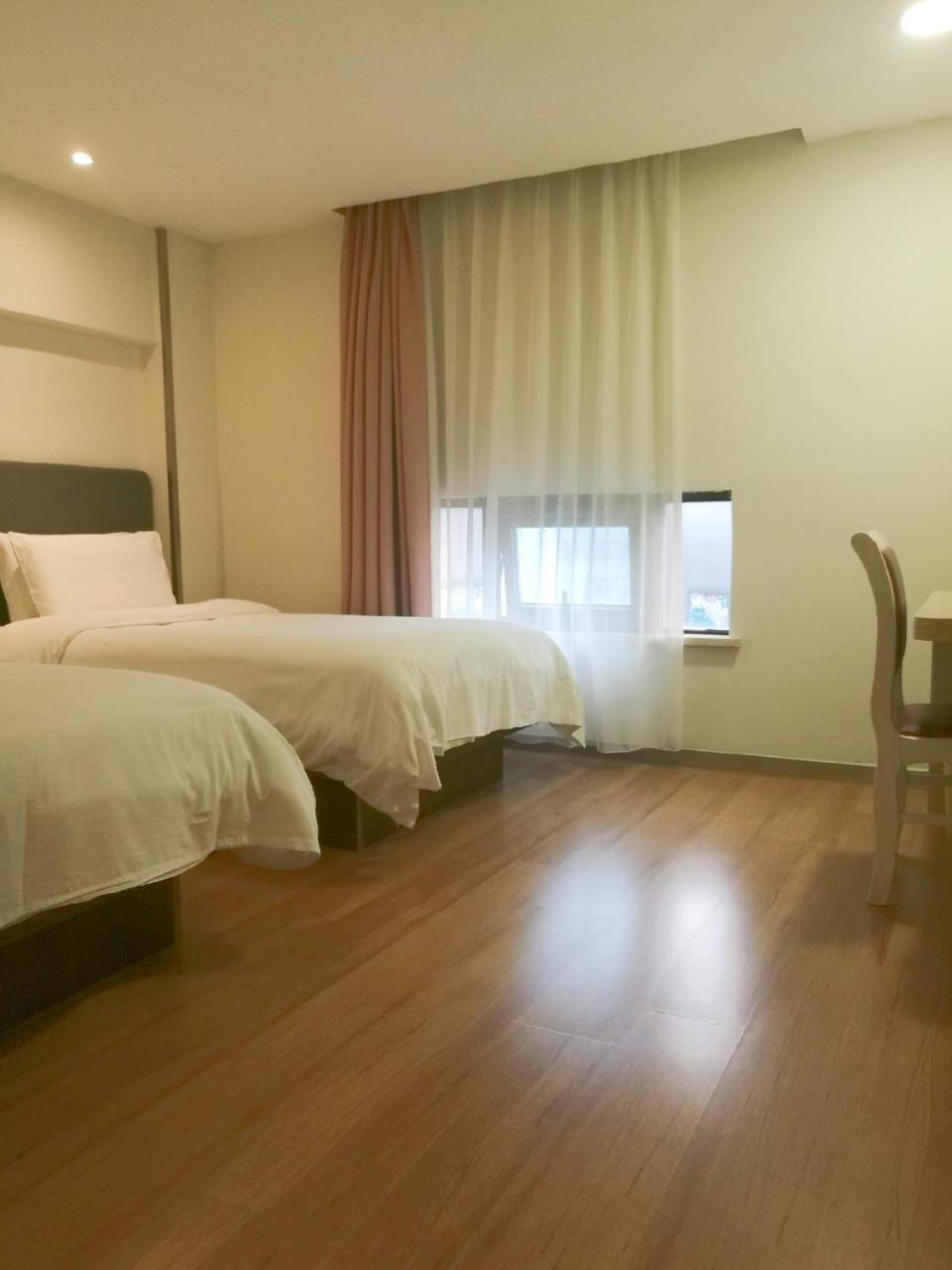Hanting Hotel Shanghai Hongkou Football Stadium Екстер'єр фото